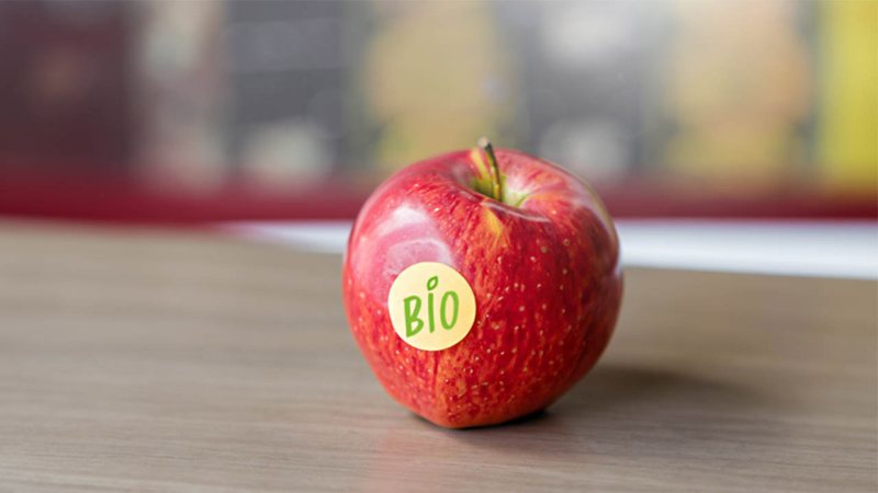 UPM agora oferece papéis compostáveis para adesivos de frutas e vegetais UPM agora oferece papéis compostáveis para adesivos de frutas e vegetais