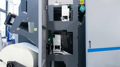 Aurora 440 - Impressora Digital Inkjet Editorial Roll to Sheet